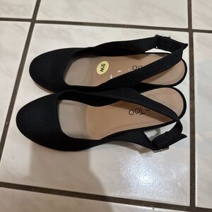 me too Black Knit Slingback Flats